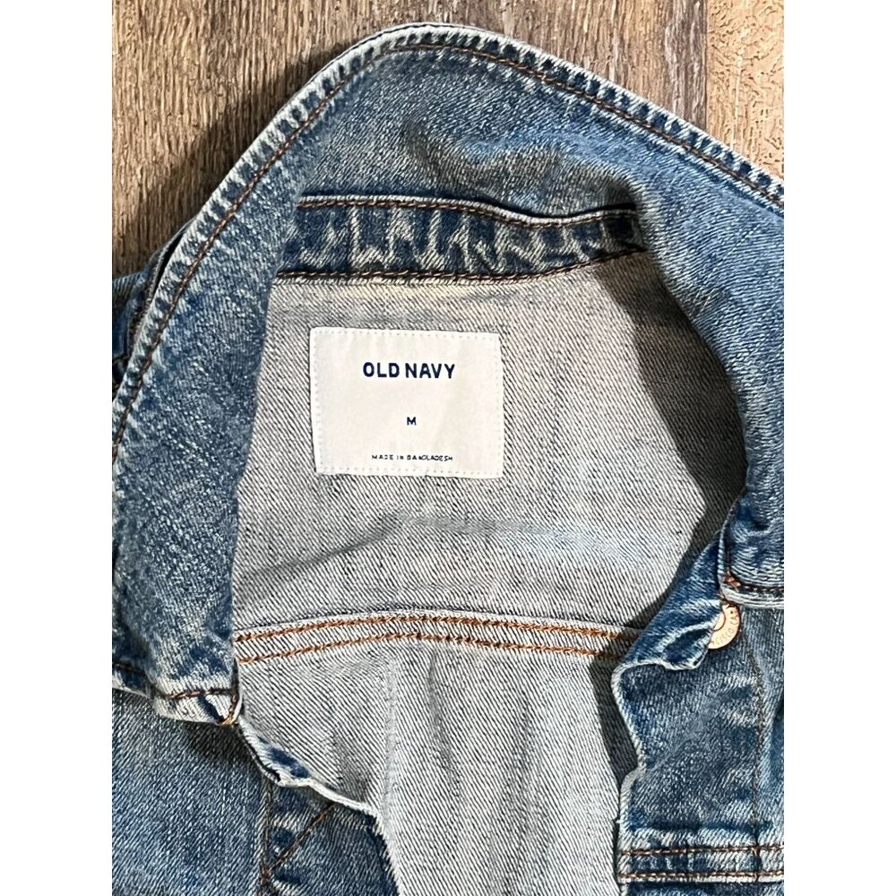 Old Navy Classic Medium Wash Denim Trucker Jacket Women's Size medium - Picture 2 of 9